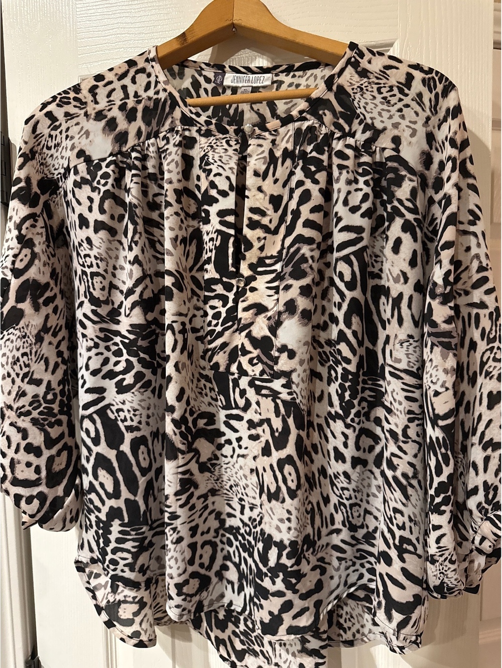 Jennifer Lopez XL Animal Print Blouse with Snap Button Closure